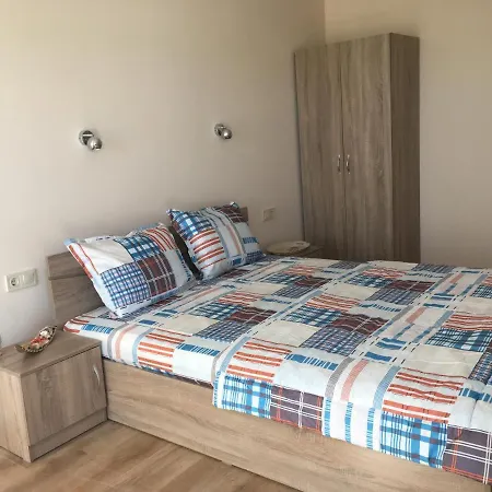 Sunny Life Affittacamere Nesebar